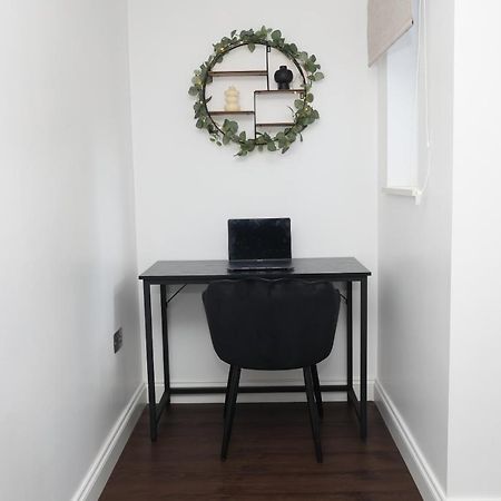 Watford Luxury 1 Bed Flat - Free Parking Apartment Luaran gambar
