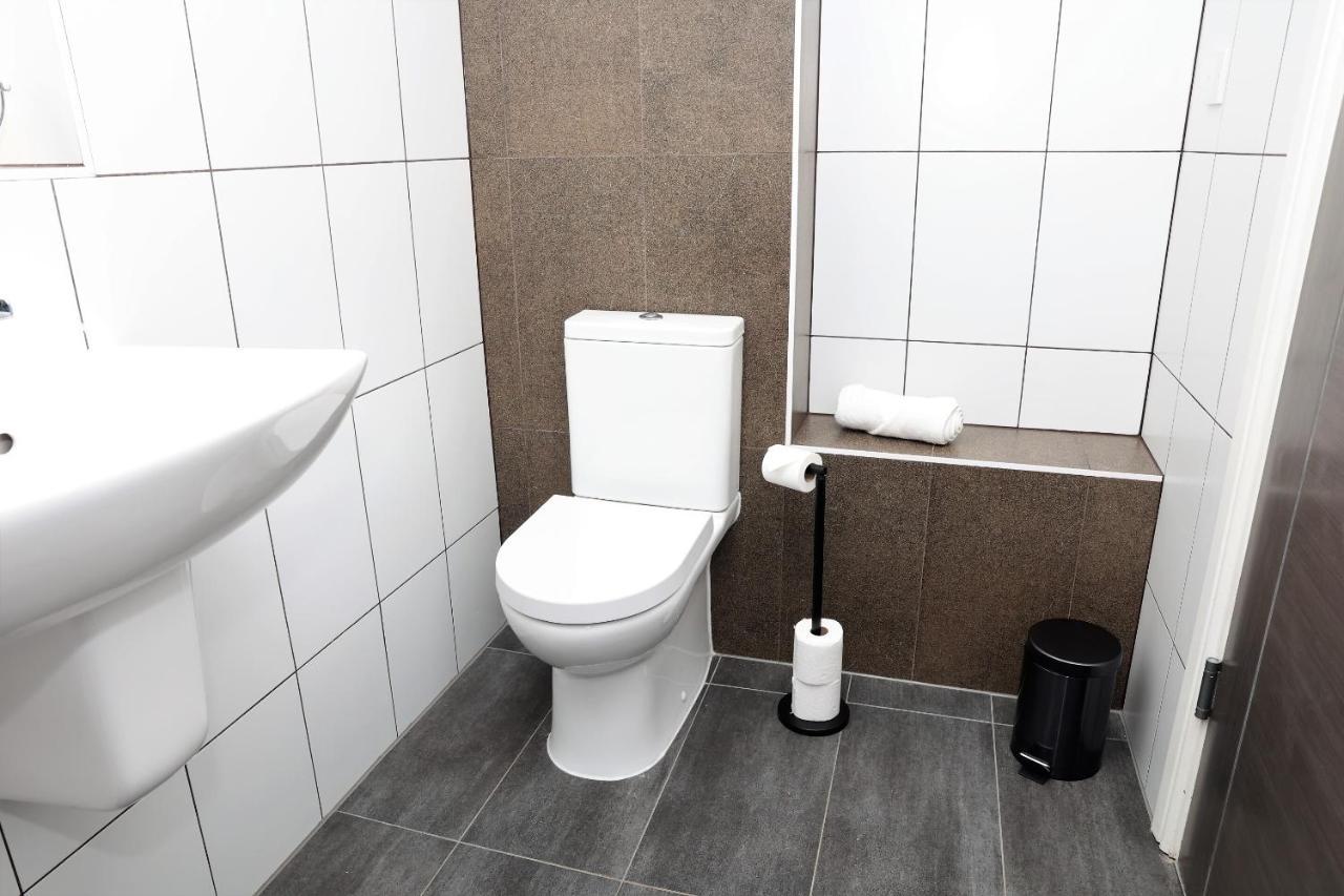 Watford Luxury 1 Bed Flat - Free Parking Apartment Luaran gambar