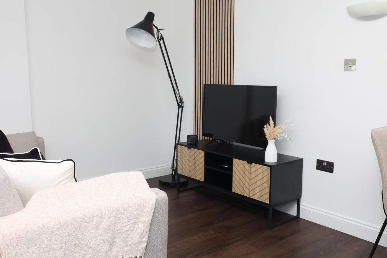 Watford Luxury 1 Bed Flat - Free Parking Apartment Luaran gambar