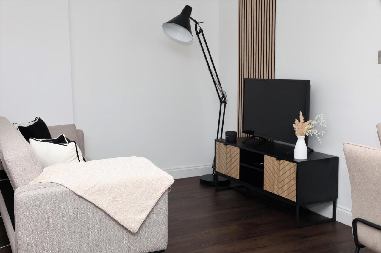 Watford Luxury 1 Bed Flat - Free Parking Apartment Luaran gambar